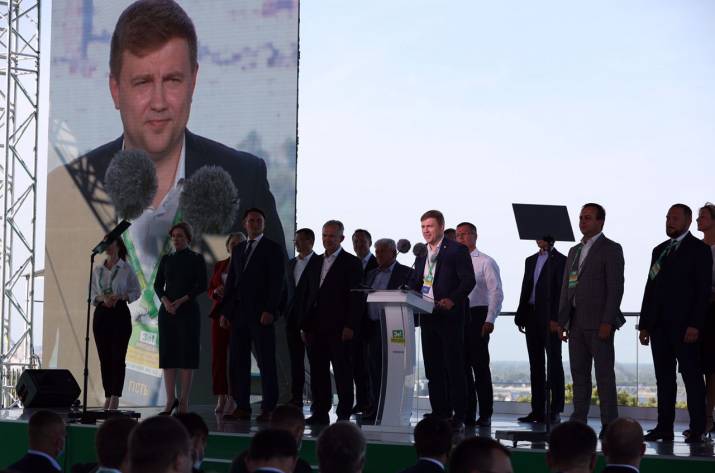 Нові обличчя міст: хто йде на вибори від «Слуги Народу»?