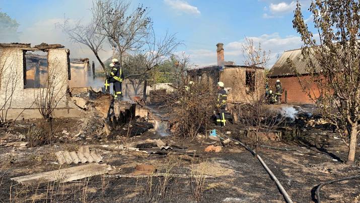 Вчера, 9 сентября, в 14:13 в Службу спасения поступило сообщение о том, что в с. Боровское Северодонецкого городского совета возник пожар.