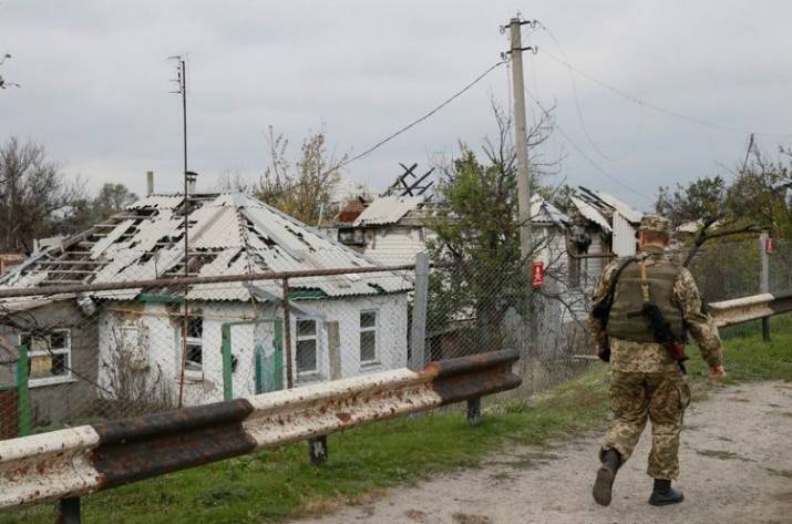 Военнослужащие Вооруженных сил Украины и Государственной специальной службы транспорта, которые несут службу в Донецкой и Луганской областях получат доплаты.