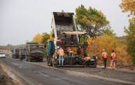 На Луганщине продолжается ремонт дороги между Северодонецком и Золотым 