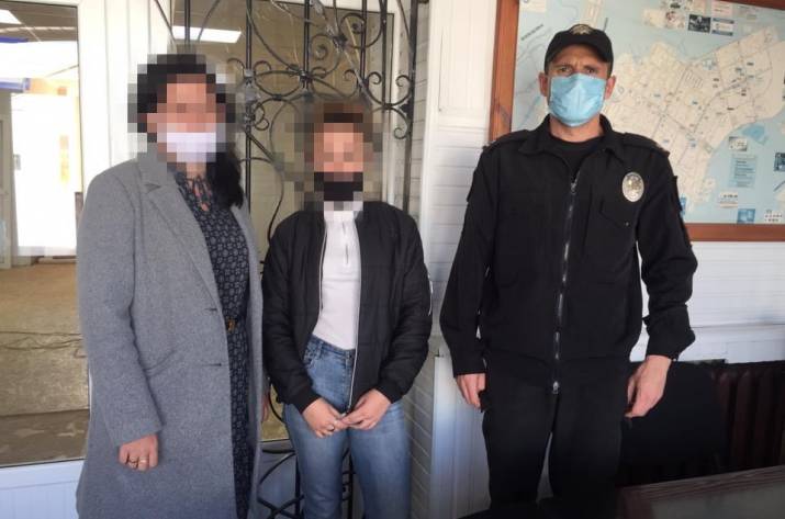 На Луганщине полицейские разыскали несовершеннолетнюю беглянку.