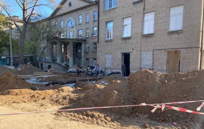 В рамках проекта «Большая стройка» в Лисичанске реконструируют больницу.