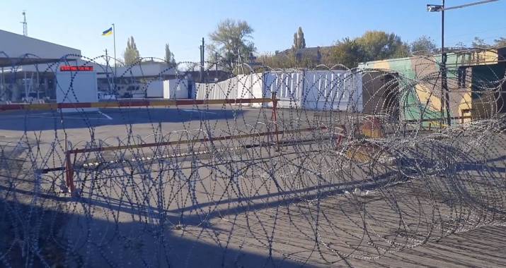 О ситуации на КПВВ Донбасса рассказал помощник начальника пограничного отряда Игорь Заруднев.