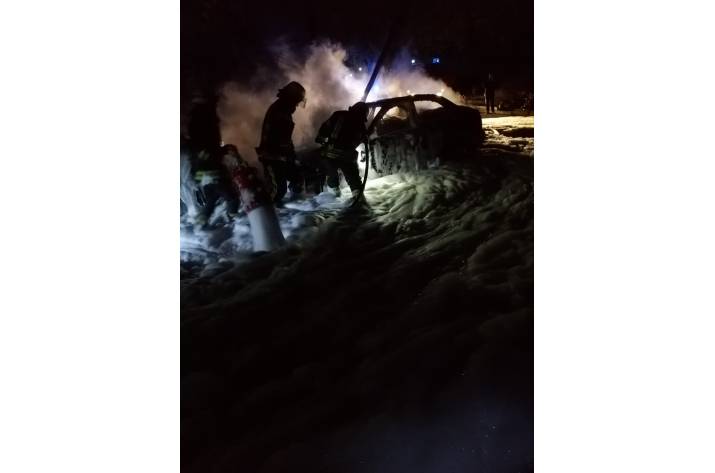 Сегодня, 28 октября, в 3:37 в Службу спасения поступило сообщение о пожаре в жилом секторе по ул. Науки в Северодонецке.