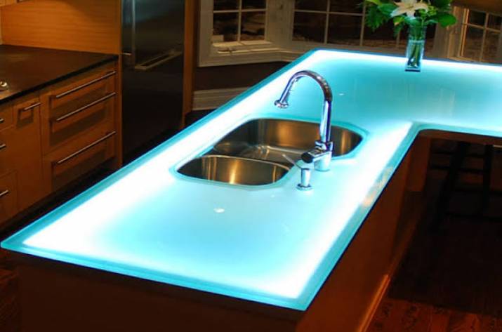 Стеклянная столешница