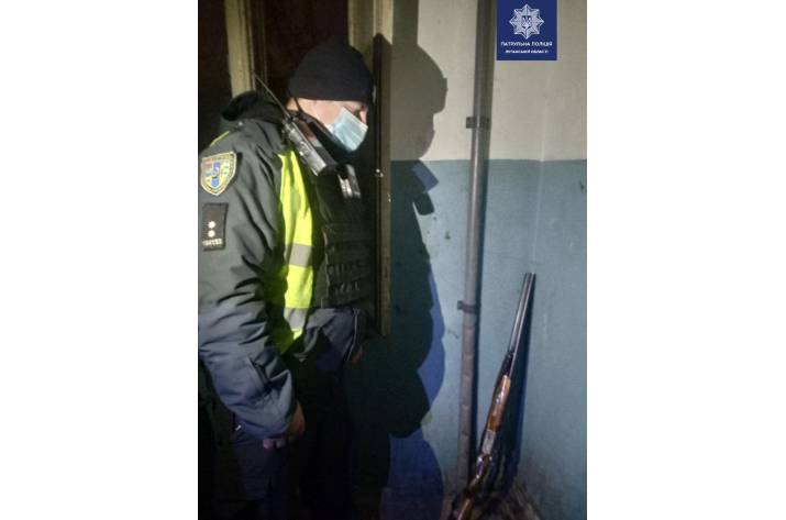 В Северодонецке задержали мужчину, который, вероятно, выстрелил из ружья в соседа