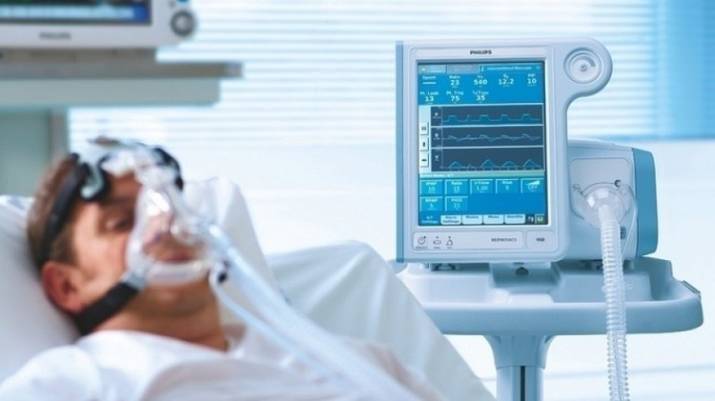 Министерство здравоохранения в ноябре распределило между областями 100 аппаратов искусственной вентиляции легких, закупленных за средства Фонда борьбы с COVID-19