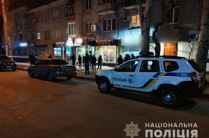 Мужчина пытался поджечь аптеку в центре Славянска