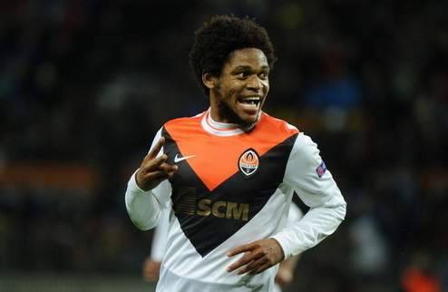 Луис Адриано