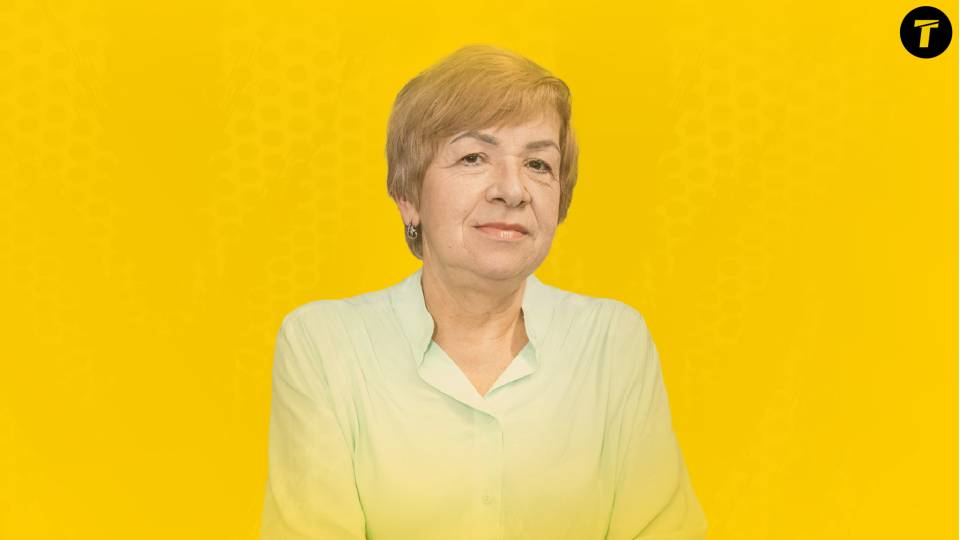 Олена Косінова