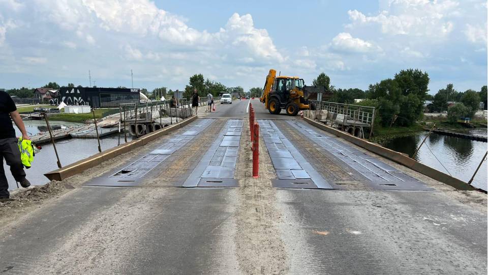 Перекрито рух мостом в селі Хотянівка Вишгородського району.