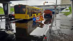 київ злива почайна тролейбус затоплення дощ