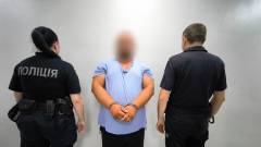 Чоловікові, мешканцю одного з сіл Бориспільщини, повідомили про підозру в зґвалтуванні рідної неповнолітньої доньки.