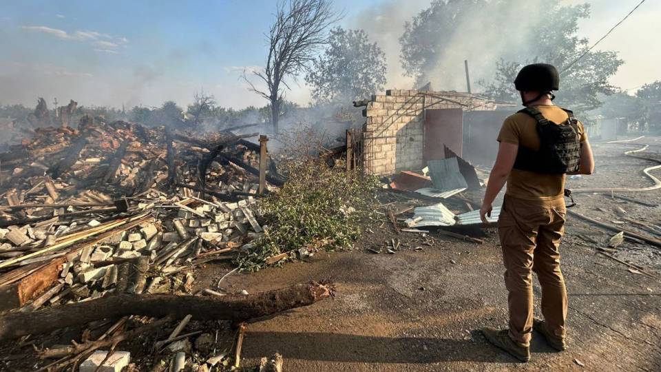 донеччина обстріл приліт будинок