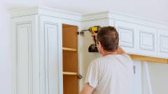 меблеві петлі