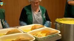 Безкоштовні сніданки та гарячі обіди для ВПО в Ірпені: графік роботи їдальні