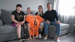 Яна Степаненко, Шахтар подарував квартиру