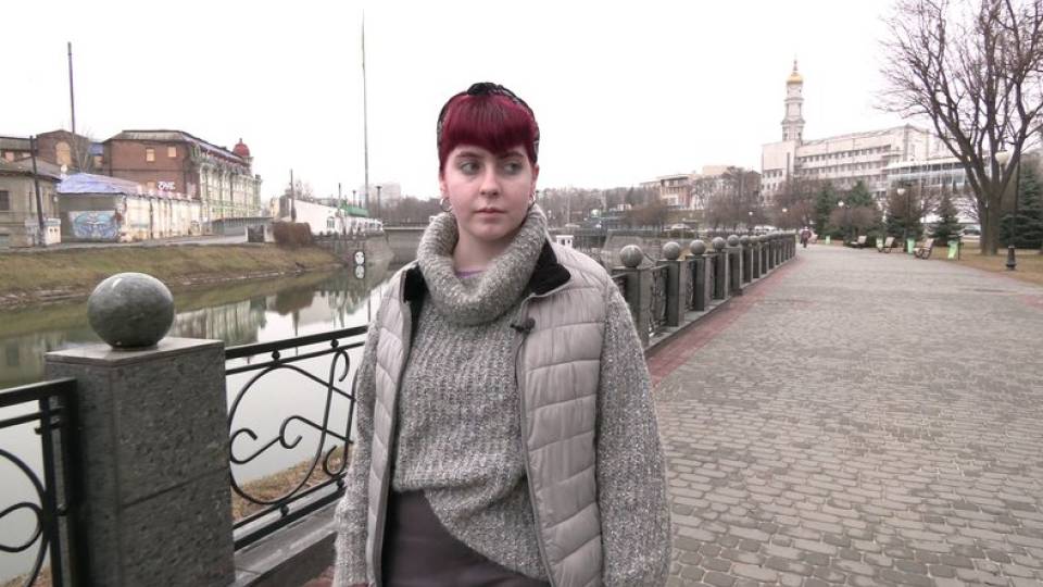 Донеччанка отримала паспорт україни