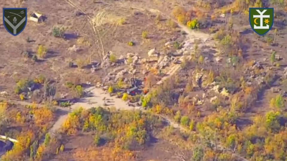 Знищення «Хаймарсом» ворожого КамАЗу з БК, та «Піону» неподалік від Лисичанська