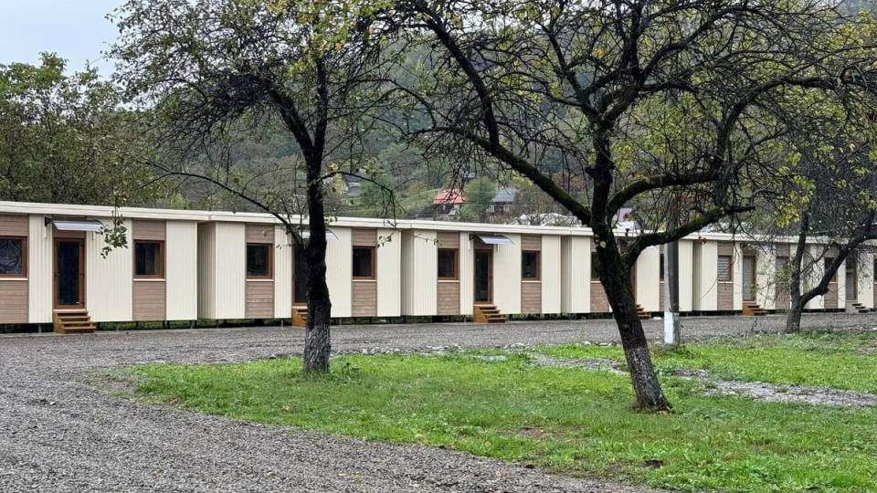Модульне містечко у селі Нересниця на Закарпатті для ВПО