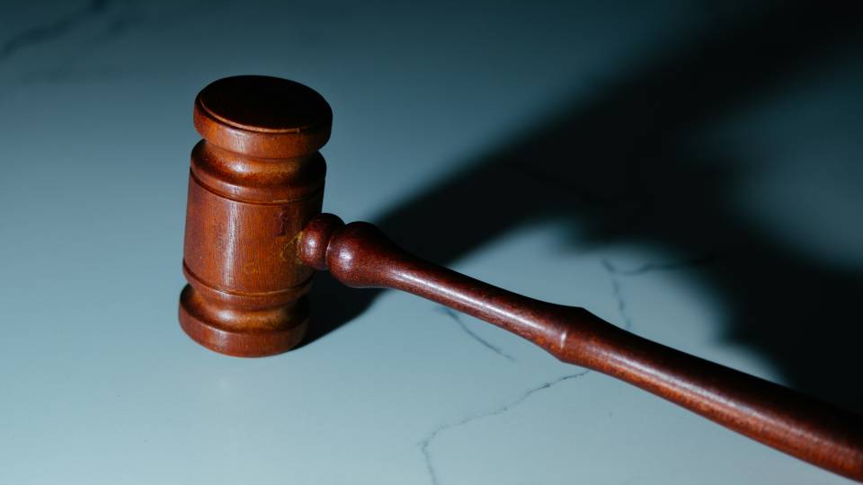 суд вирок суддя правосуддя злочин покарання 