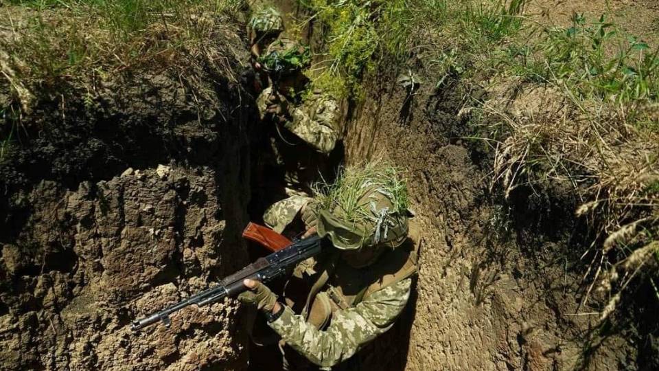 війна фронт військові