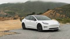 автомобіль Tesla
