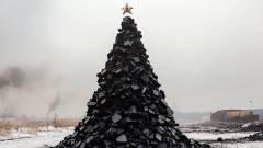 Ялинка з вугілля