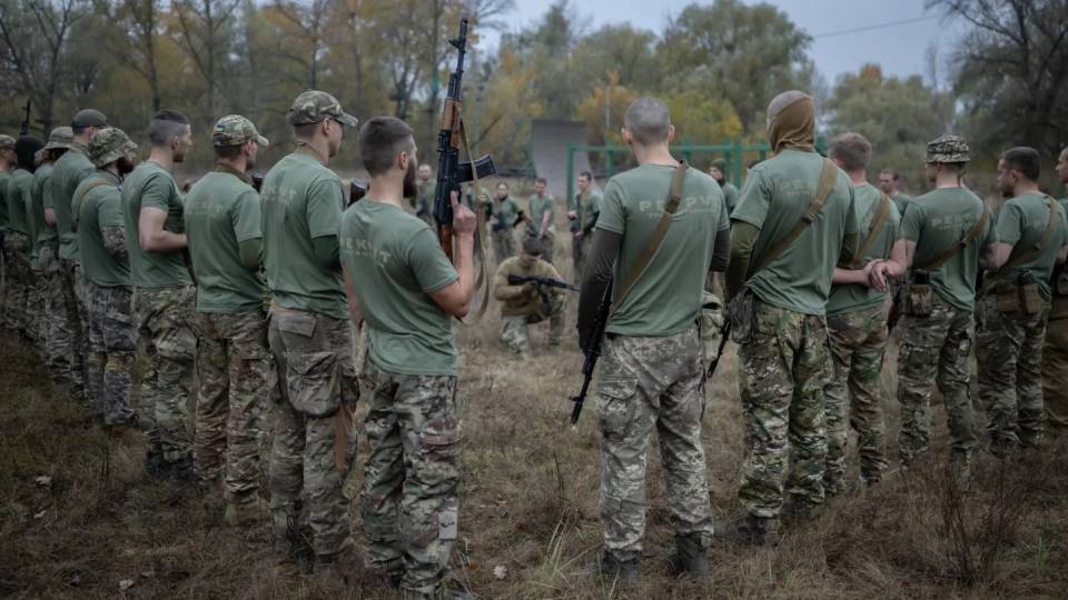 ЗСУ форма військовослужбовець український військовий мобілізація армія