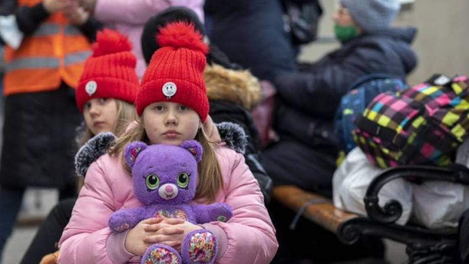 евакуація ВПО допомога Покровськ діти біженці переселенці 