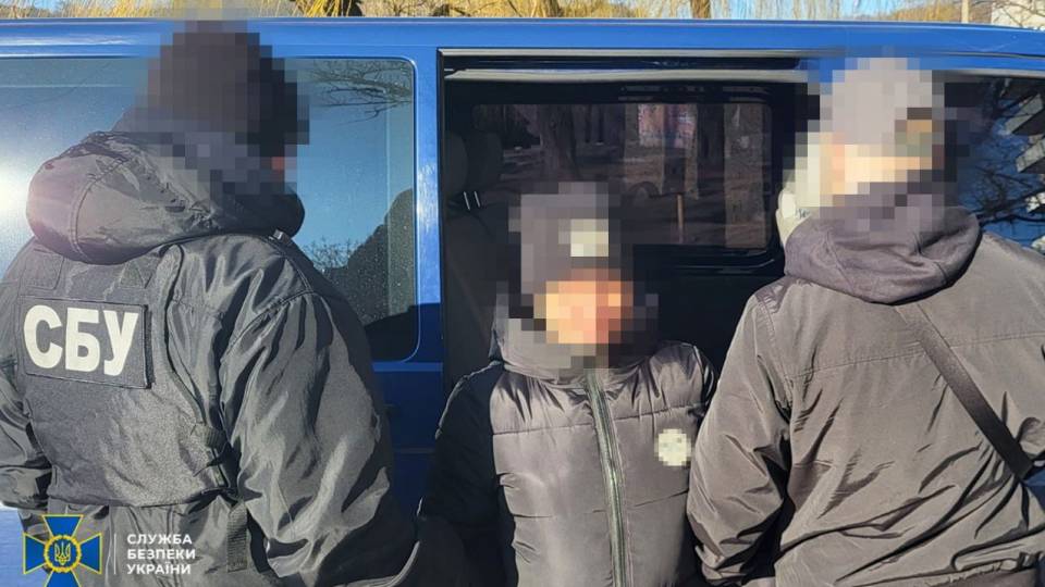 СБУ затримала ворожу інформаторку з Торецька