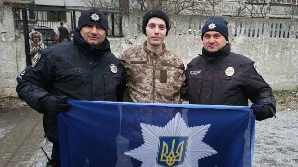 маріупольський поліцейський Олександр Осипов