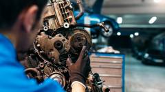 автомобільні запчастини мотор двигун