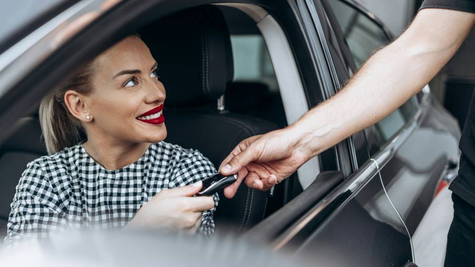 прокат автомобіля