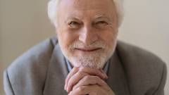 пенсіонер літня людина