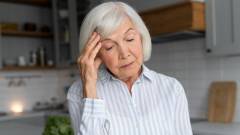 пенсіонерка літня людина