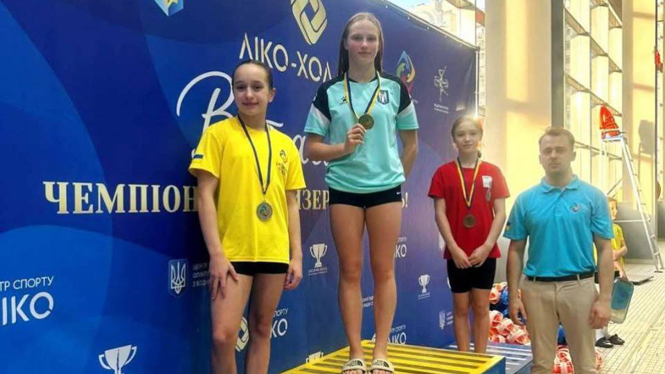 спортсмени з луганщини, плавці