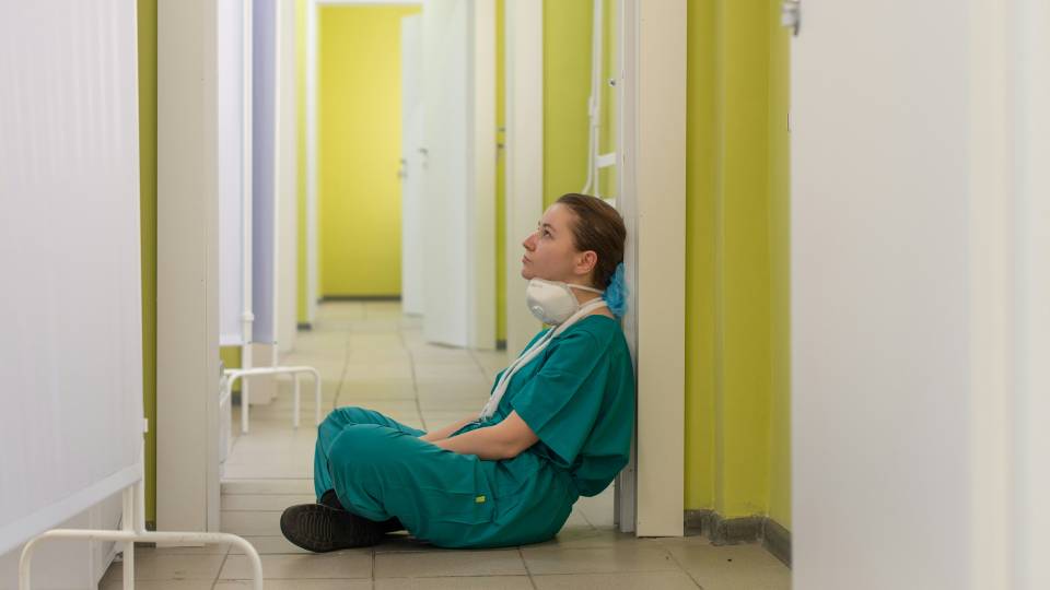 лікарня шпиталь госпіталь медзаклад лікарняна палата медицина медсестра лікар