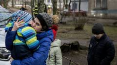 впо переселенці люди українці біженці війна дитина