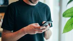 чоловік телефон смартфон людина