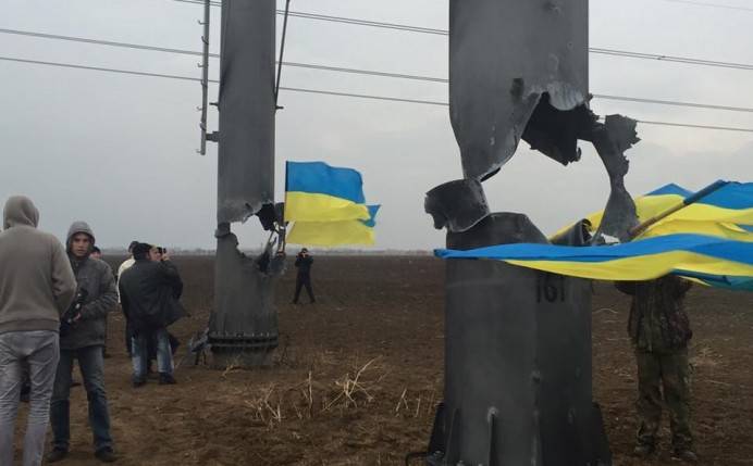 Крым. Взорванные опоры 