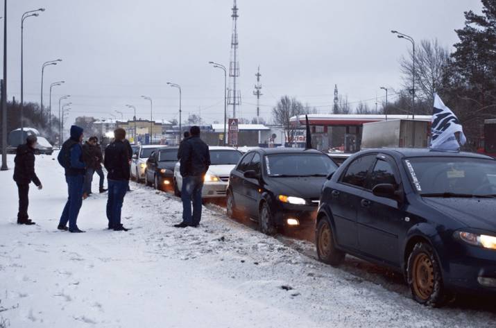 снежная дорога