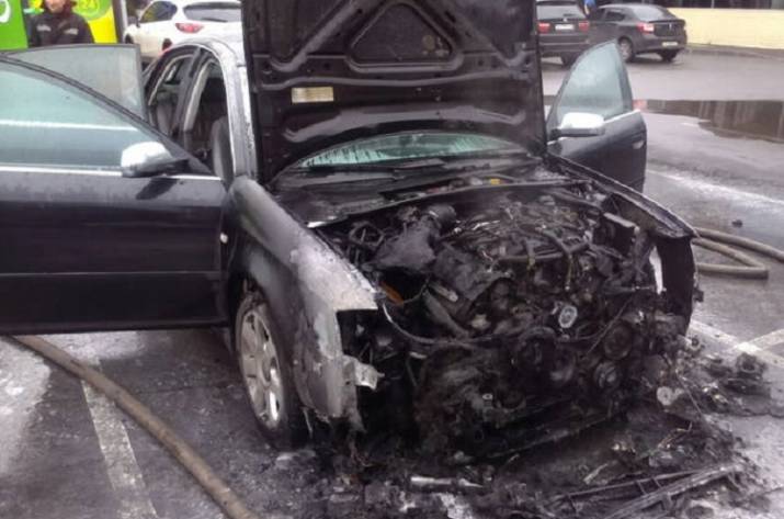 Сгорело авто