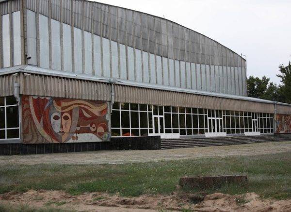 Ледовый дворец спорта 