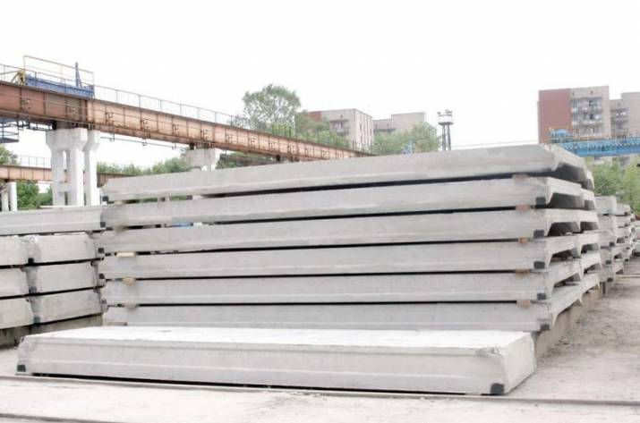 ребристые ЖБИ плиты