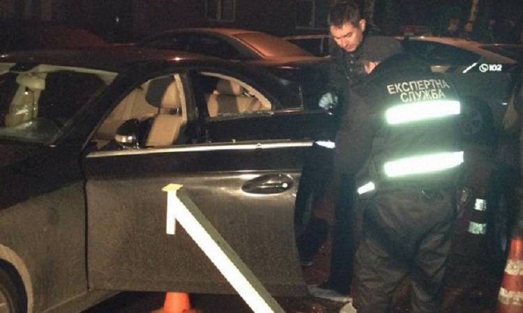 Расстреляли автомобиль бизнесмена в Киеве