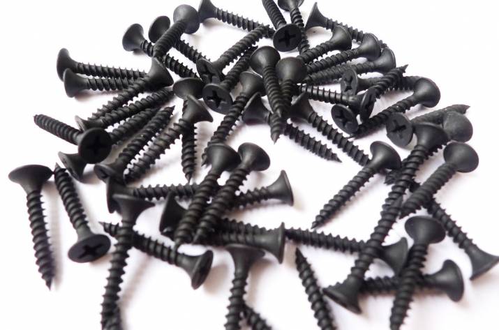 саморезы по металлу