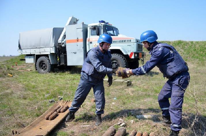 Уничтожили снаряды