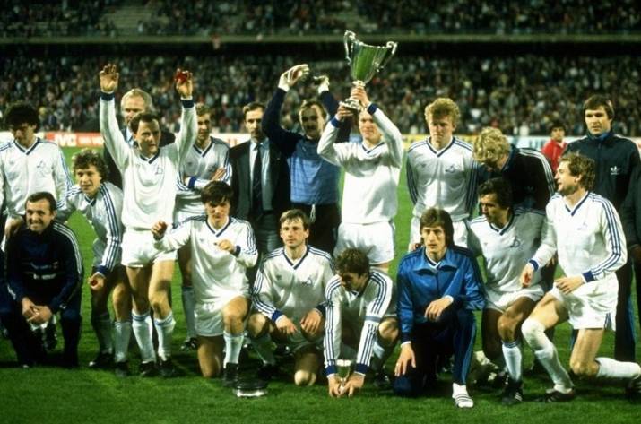 Динамо празднует победу в финале Кубка Кубков против Атлетико