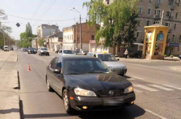 Ниссан сбил несовершеннолетнюю в Одессе